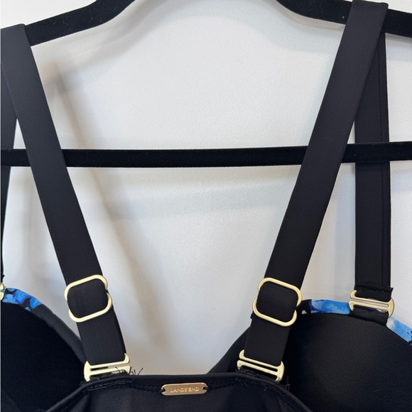 Lands' End Floral Swimsuit - Picture 6 of 13